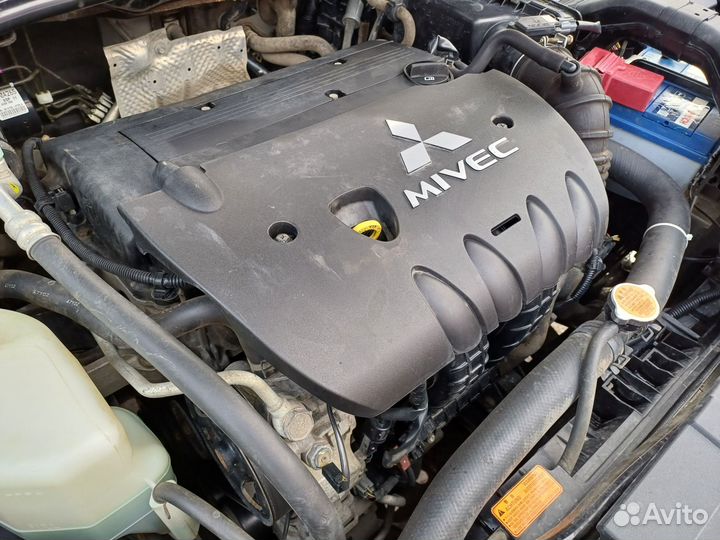 Двигатель на Mitsubishi lancer 10 2.0 4b11