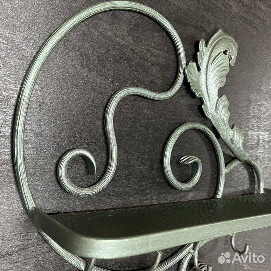 Вешалка настенная