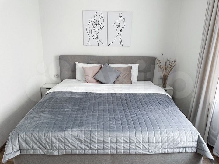 2-к. квартира, 63 м², 1/9 эт.
