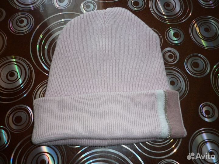 Шапочка спортивная женская