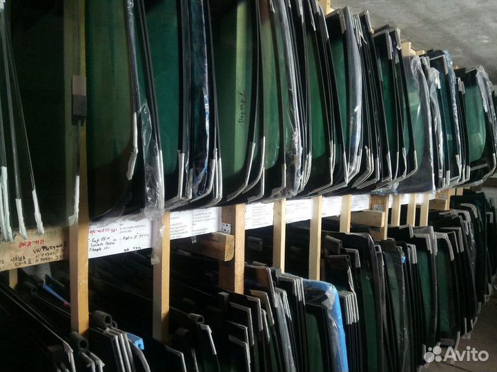 Лобовое стекло оригинал