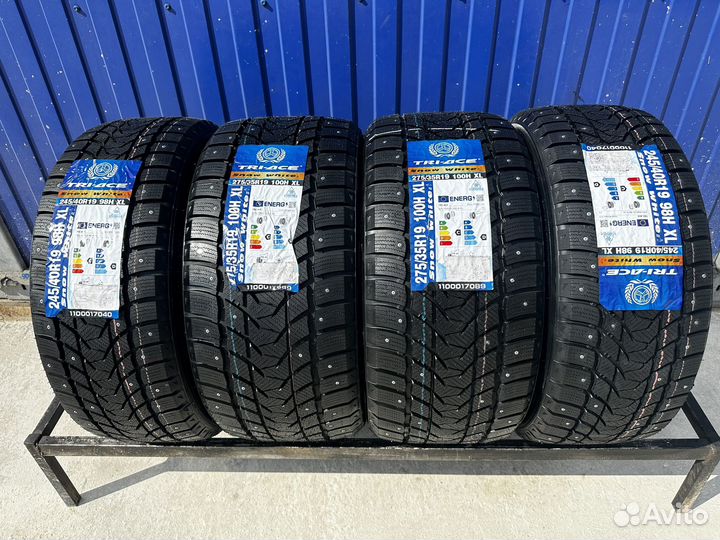 Tri Ace Snow White 285/60 R18