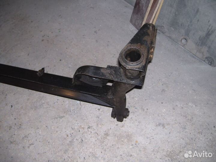 Рено симбол балка задняя