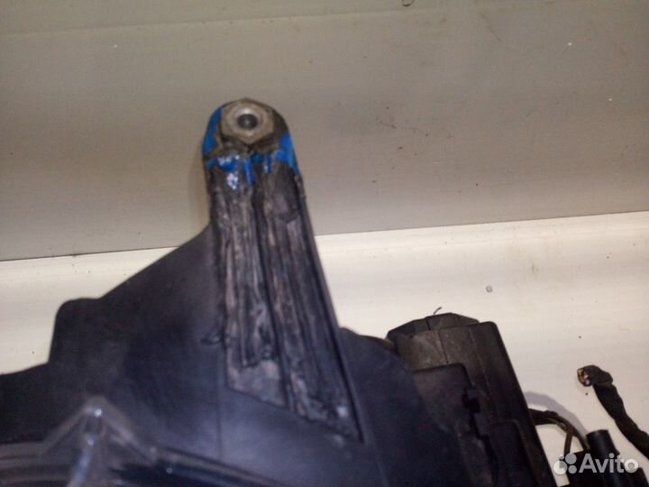 Фара правая Mercedes-Benz E-Class