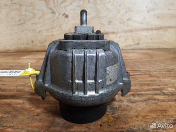 Подушка двигателя BMW 116