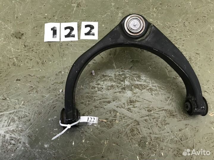 Рычаг передний правый верхний