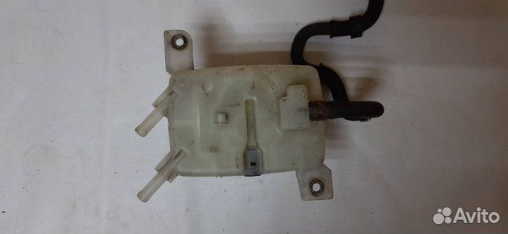 Бачок для тормозной жидкости Lexus Rx350 AGL10