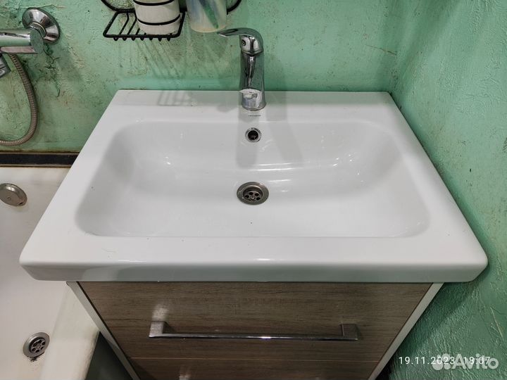 Раковина в ванную с тумбой бу