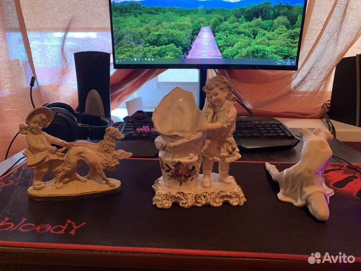Фарфоровые статуэтки
