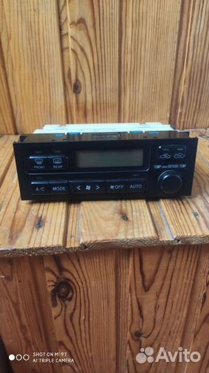 Блок управления климатом toyota