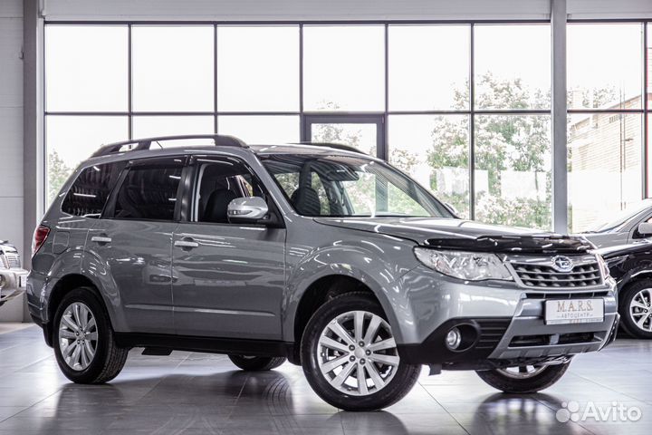 Subaru Forester 2.0 AT, 2011, 215 000 км