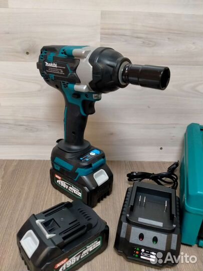 Мощный безщеточный гайковерт, колеса крутит