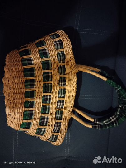 Корзина плетеная