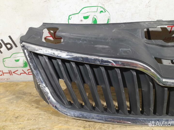 Решетка радиатора Skoda Rapid (2012-2020)