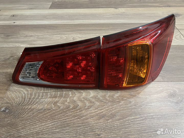 Фонарь правый Lexus IS250 Рестайлинг