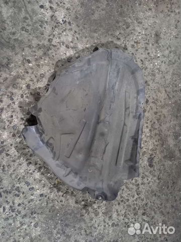 Передний правый подкрылок Murano Z51