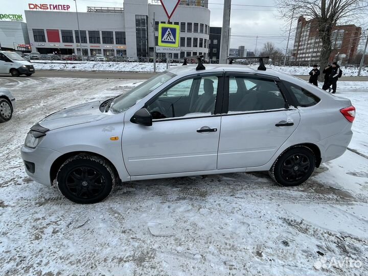 LADA Granta 1.6 МТ, 2017, 45 553 км