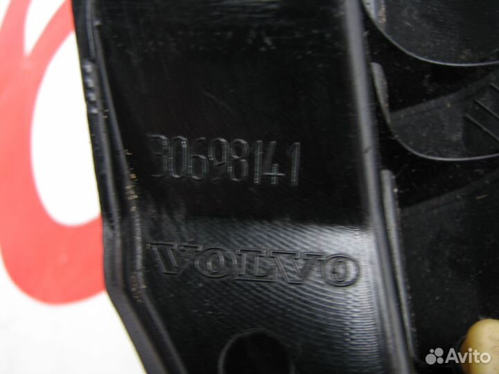 Volvo XC90 Фонарь задний левый