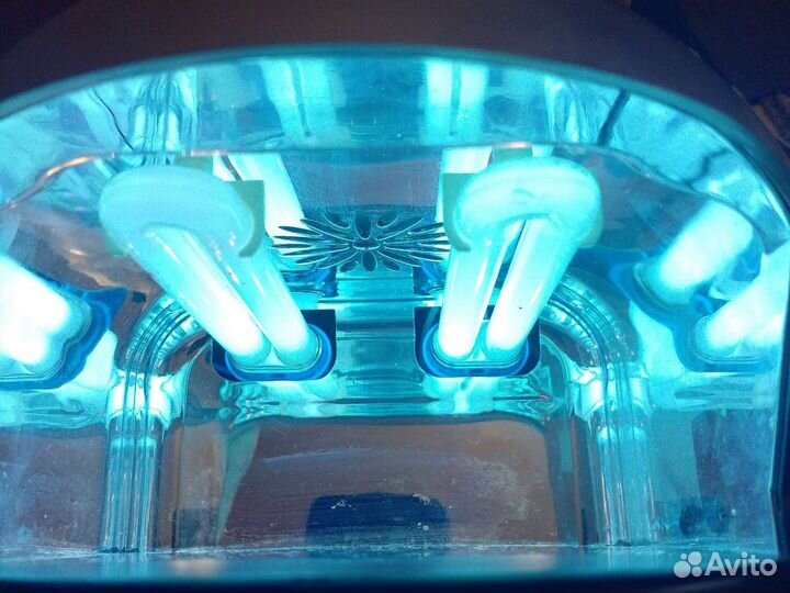 Лампа для ногтей