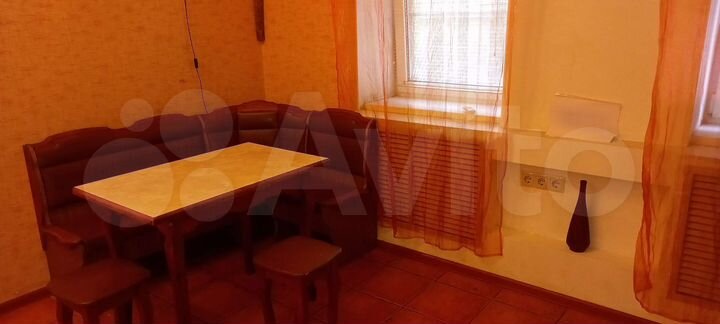 3-к. квартира, 75 м², 1/2 эт.