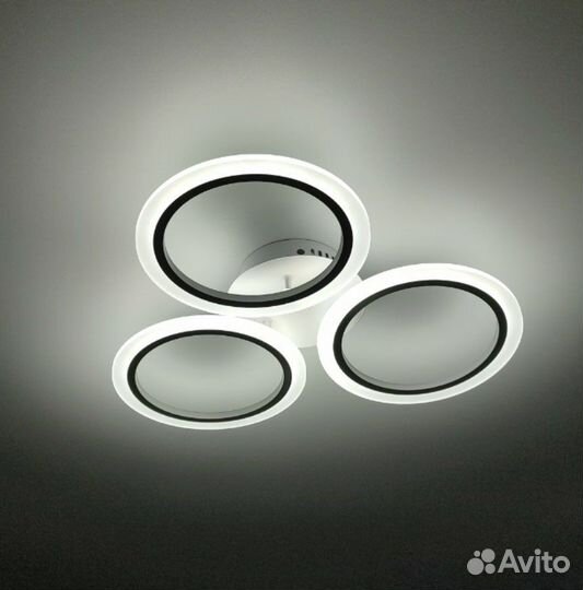 Светодиодная люстра 42w с пультом белая новая