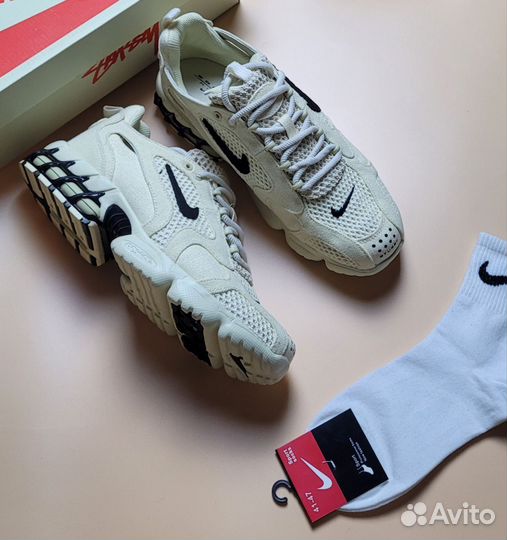 Кроссовки Nike Stussy