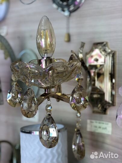 Настенный светильник бра