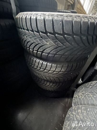 Goodyear UltraGrip Ice 2 235/55 R18