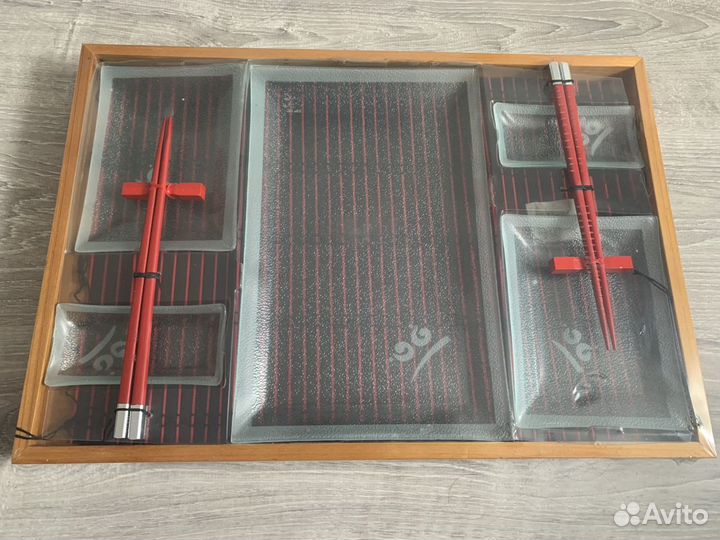 Набор посуды для роллов и суши