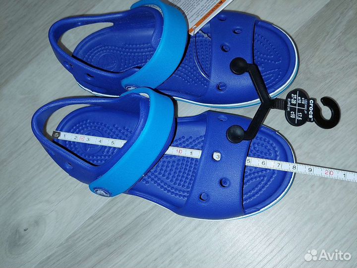 Новые сандали Crocs C10 рос 27-28