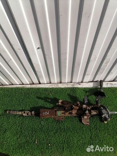 Рулевая колонка на Mitsubishi Delica 4