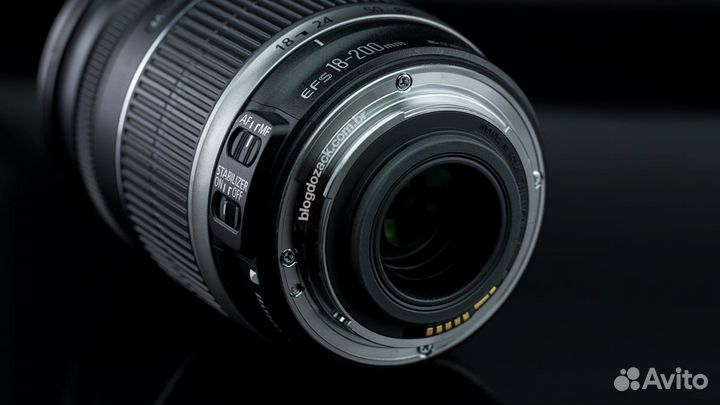 Canon EF-S 18 - 200/3,5 - 5-6 is