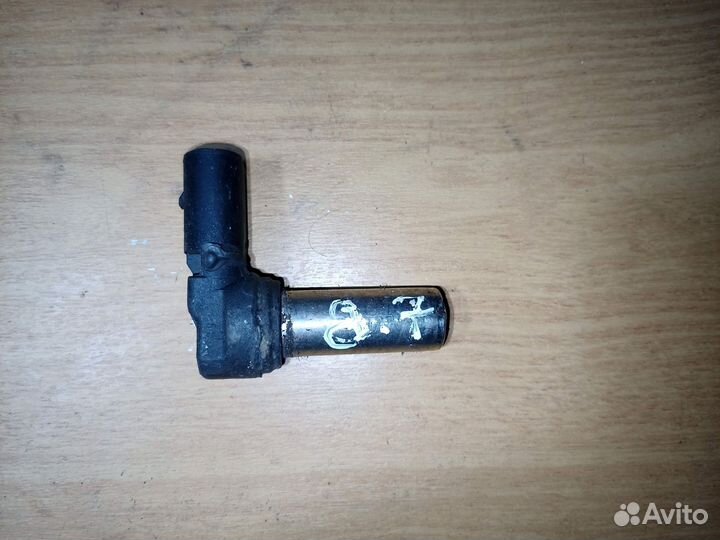 Датчик положения коленвала Мерседес oм457 OM904