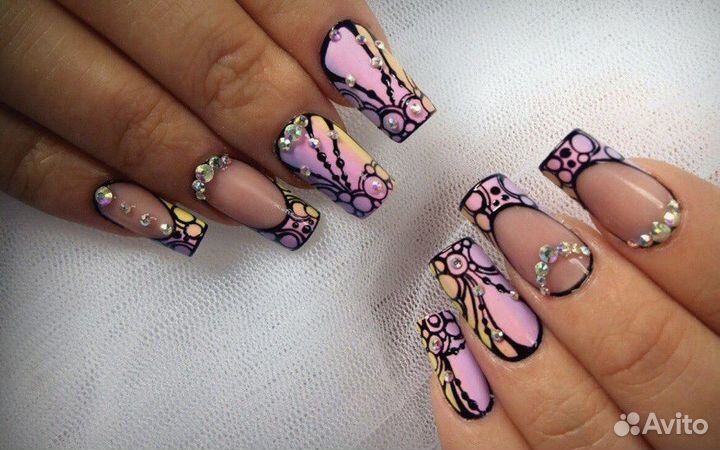 Требуется Мастер маникюра