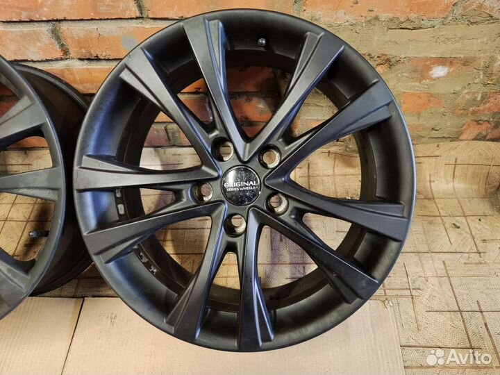 Литые диски r17 Toyota Lexus