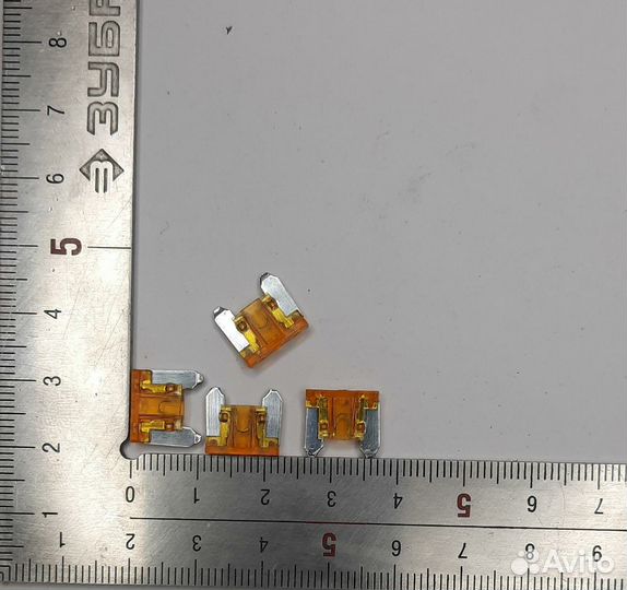 Предохранитель