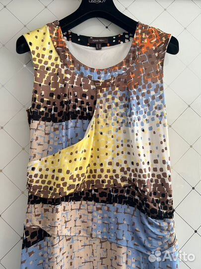 Стильное платье