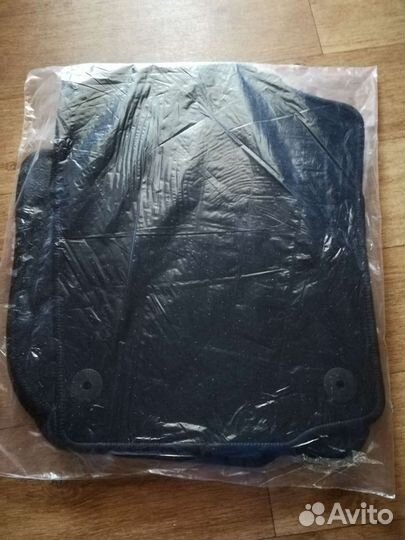 Оригинальные коврики Фольксваген Поло, Шкода Рапид