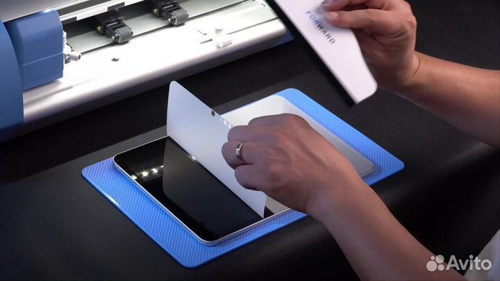 Полноэкранная 3D гидрогелевая пленка с установкой