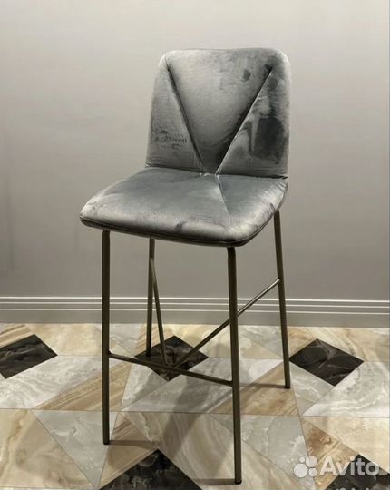 Стул барный