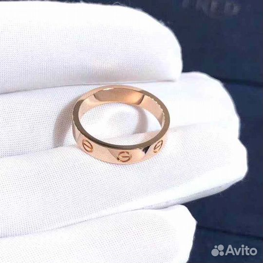 Cartier золотое кольцо Love