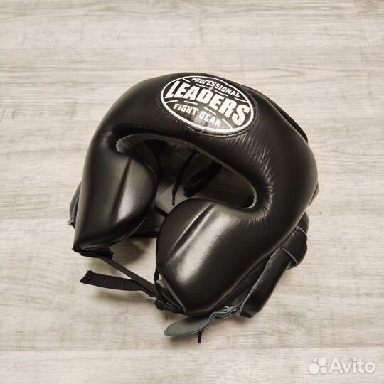 Шлем боксёрский Leaders Professional