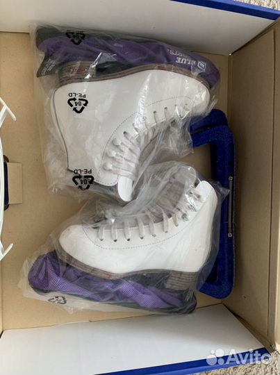 Фигурные коньки Riedll