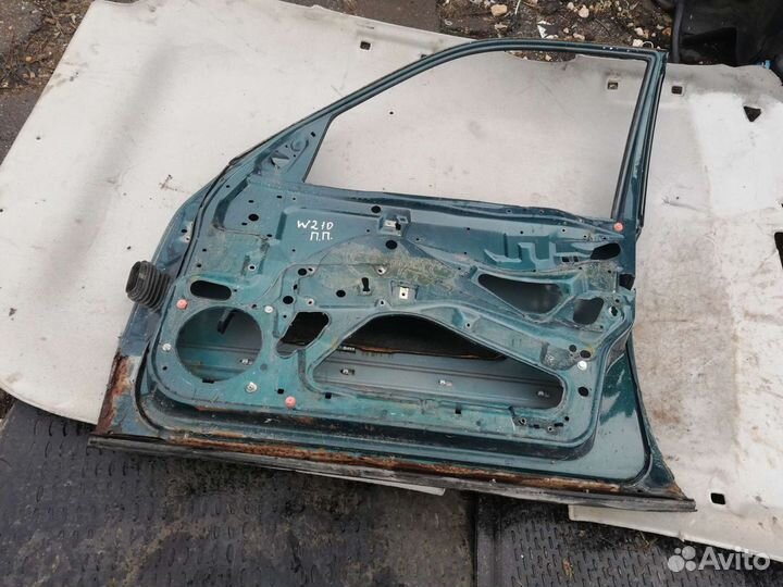 Двери Мерседес W210