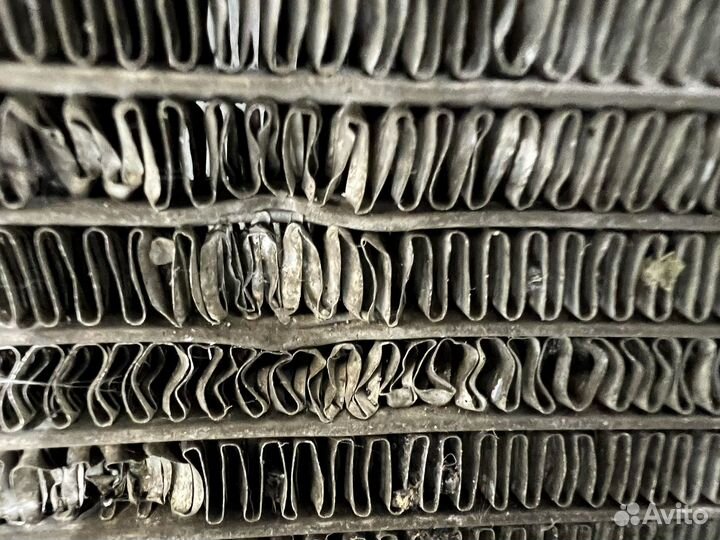 Радиатор кондиционера Mercedes v class 447