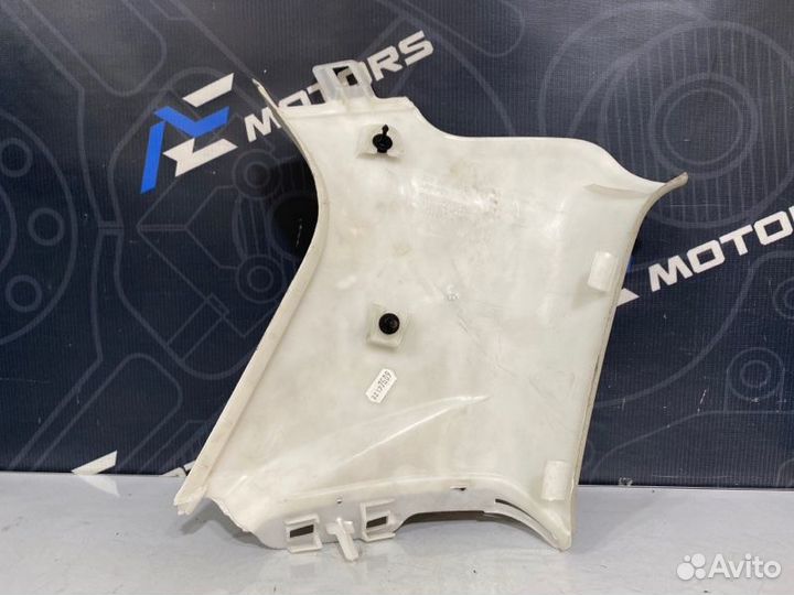 Обшивка салона правая Volkswagen Passat Variant B6