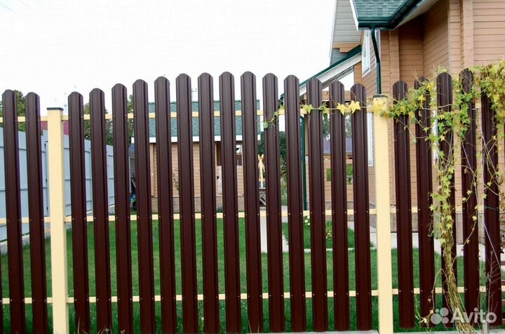 Штакетник металлический