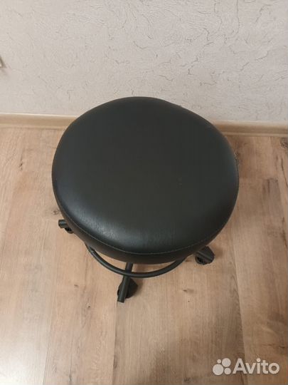 Кушетка и стул