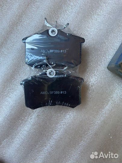 Тормозные колодки задние