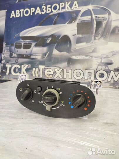 Блок управления печкой Renault Logan